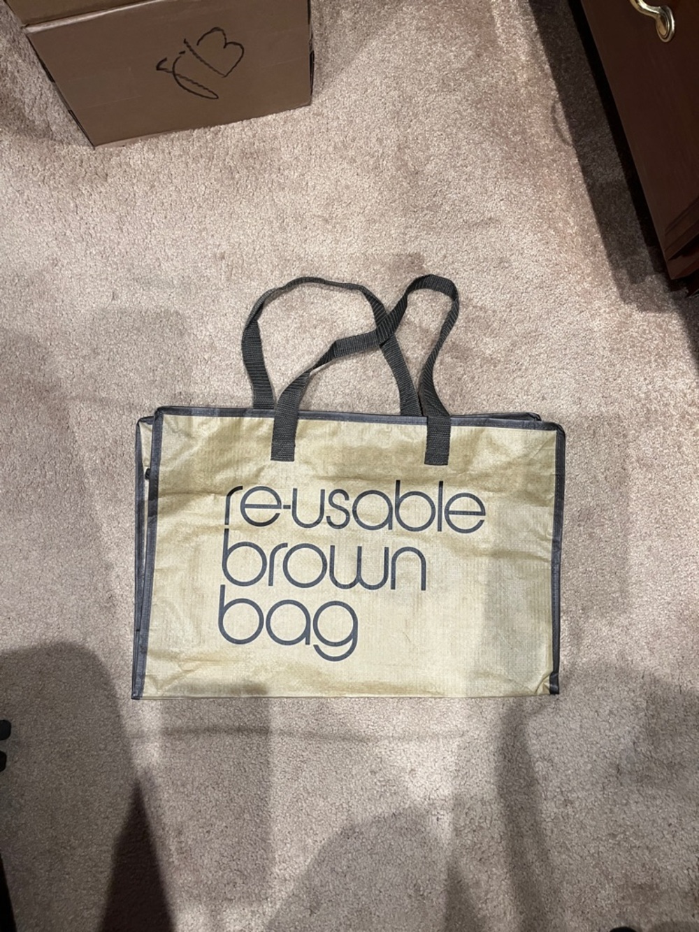 Bloomingdale’s Reusable Brown Bag zippered Tote with Black Handles - Picture 2 of 4
